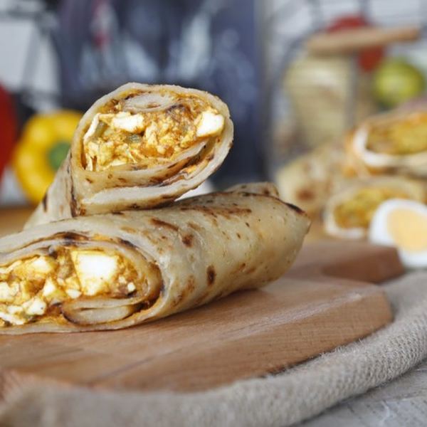 Paneer Achari Roll / Egg
