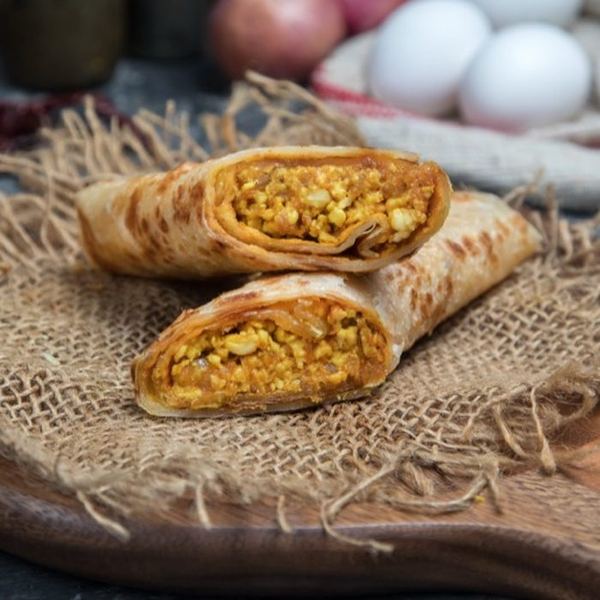 Paneer Bhurji Roll / Egg